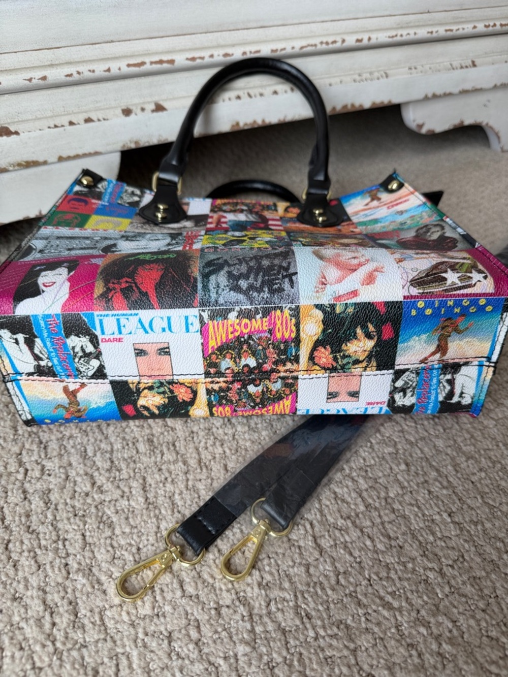 NEW multicolor 80s Albums themed Women’s Handbag w/ Black Handles/gold hardware. - Picture 7 of 11